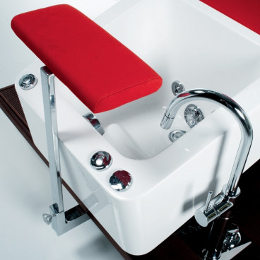 Педикюрный СПА комплекс "STREAMLINE PIPELESS DECK SHIATSU"