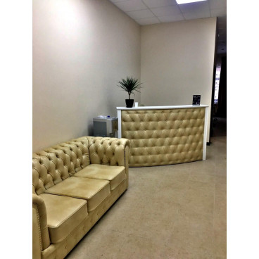 Трехместный диван Делфина